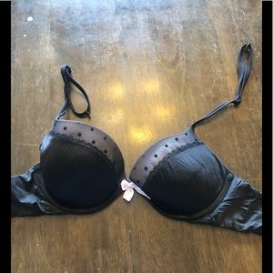 Victoria’s Secret 34C Push-Up Bra